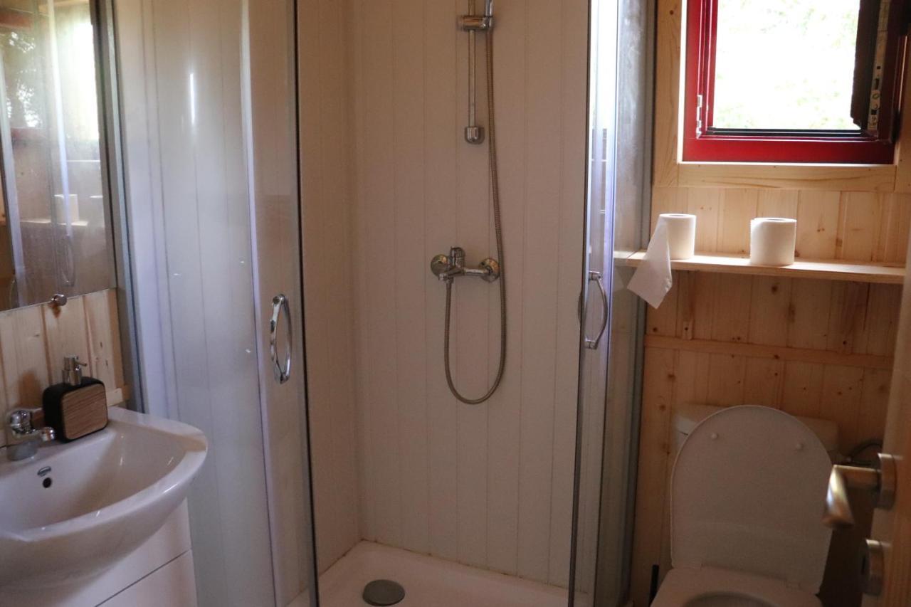 Roulottes Cocooning Au Coeur Des Landes Campingplatz *